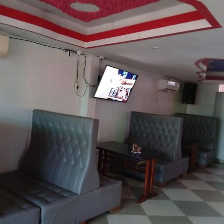Checkpoint Inn Hotel, مومباسا المظهر الخارجي الصورة