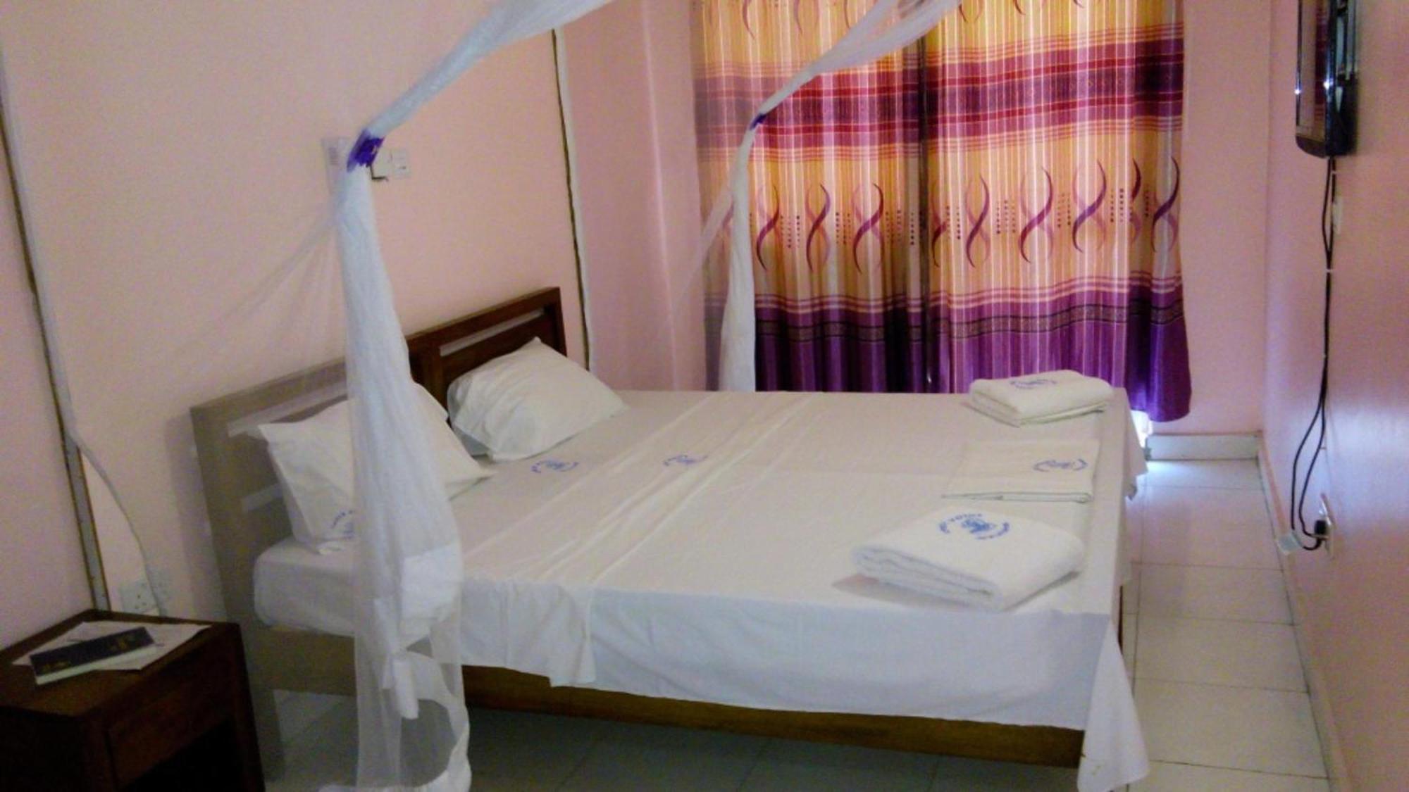 Checkpoint Inn Hotel, مومباسا المظهر الخارجي الصورة