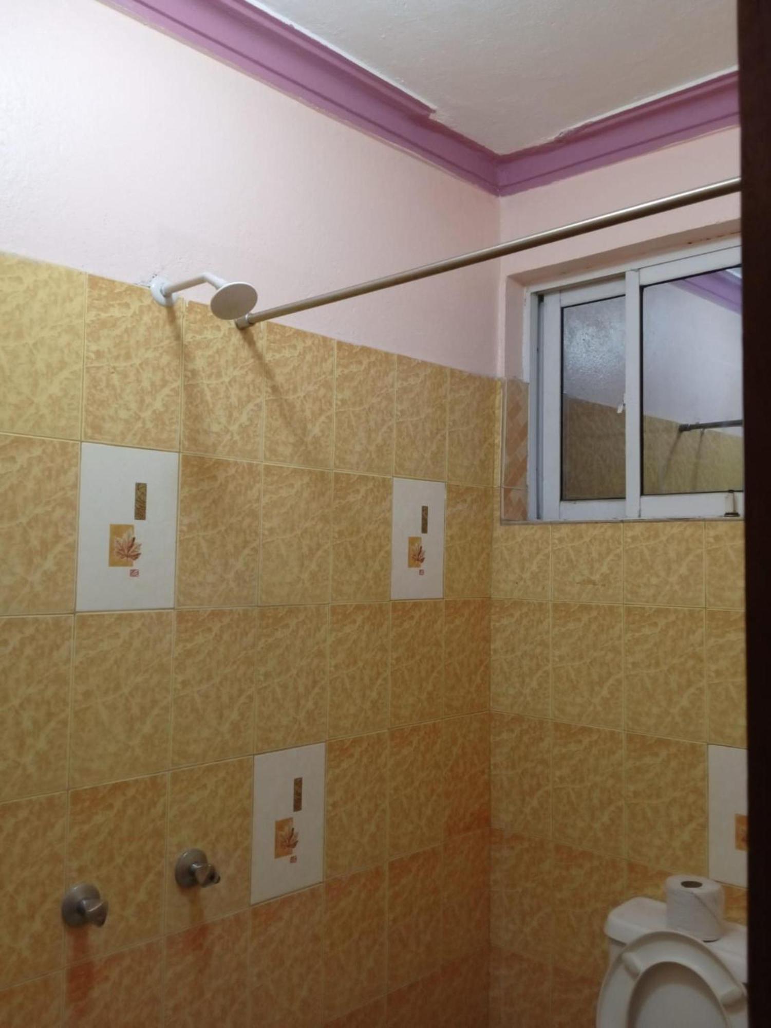 Checkpoint Inn Hotel, مومباسا المظهر الخارجي الصورة